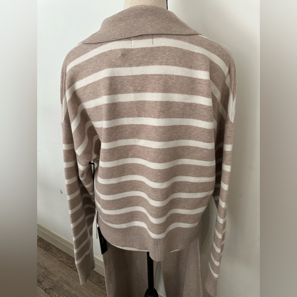 Nicole Miller Chic Striped Knit Set in Beige and Cream XL - Picture 6 of 11